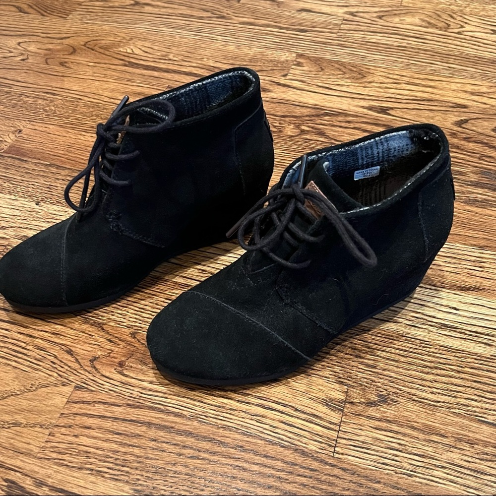 Tom’s Kala Wedge Booties